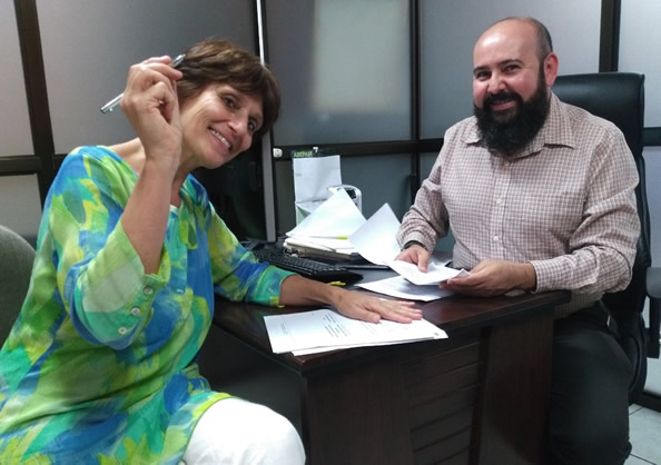 contract signing